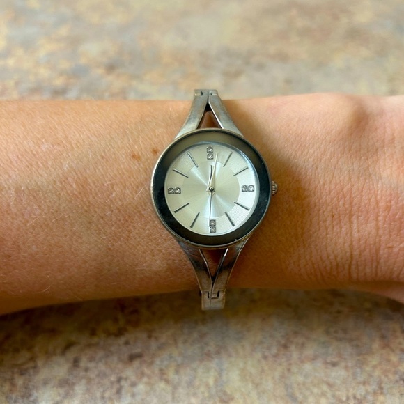 5/$25 Laura Scott silver bangle like watch. Cute and easy to wear. Pre-owned - Picture 1 of 6
